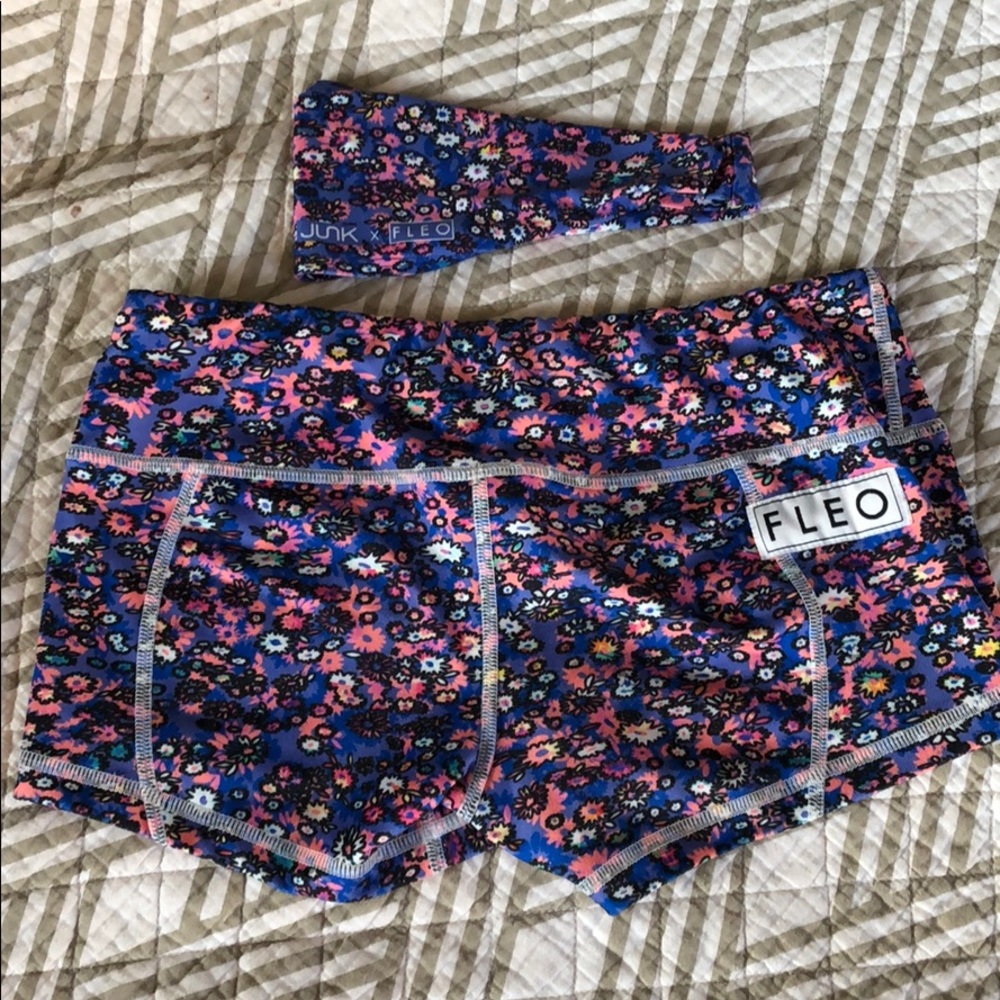 Special Edition FLEO floral shorts & JUNK headband